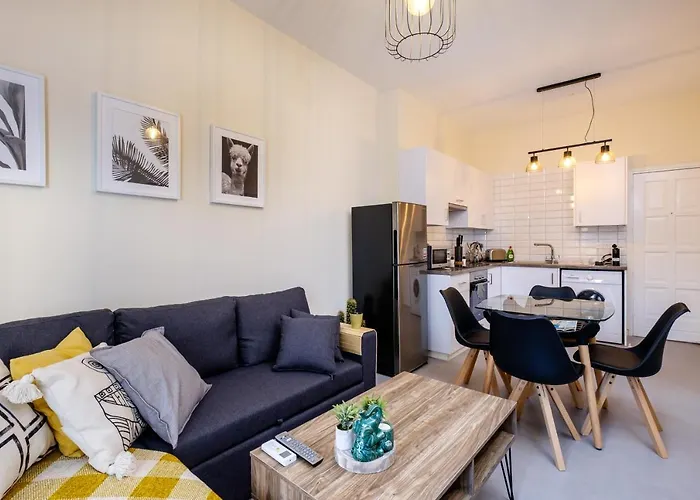 The Joy - Centre One Bedroom Flat