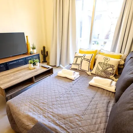 公寓 The Joy - Centre One Bedroom Flat 拉纳卡